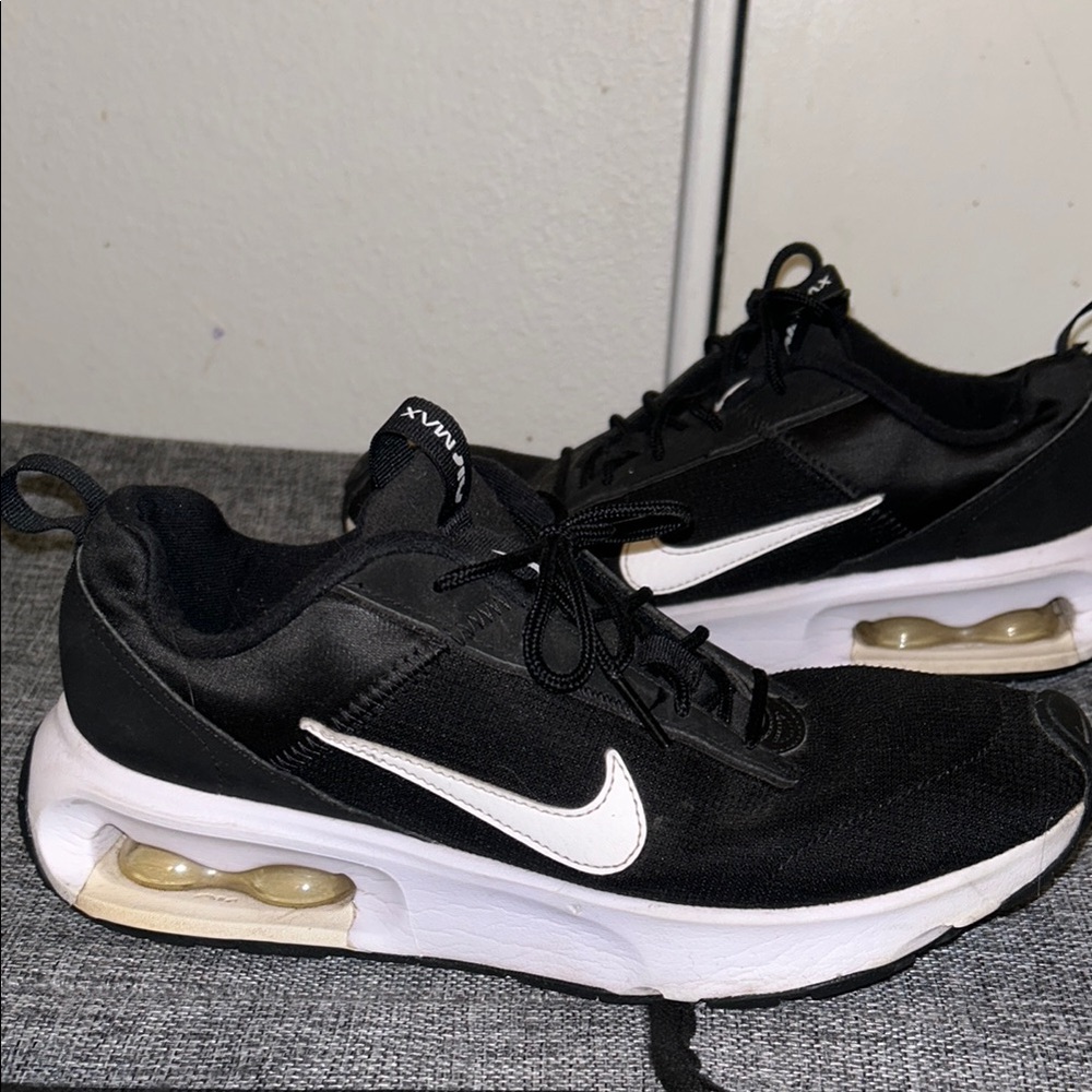 Nike Black and White Sneakers